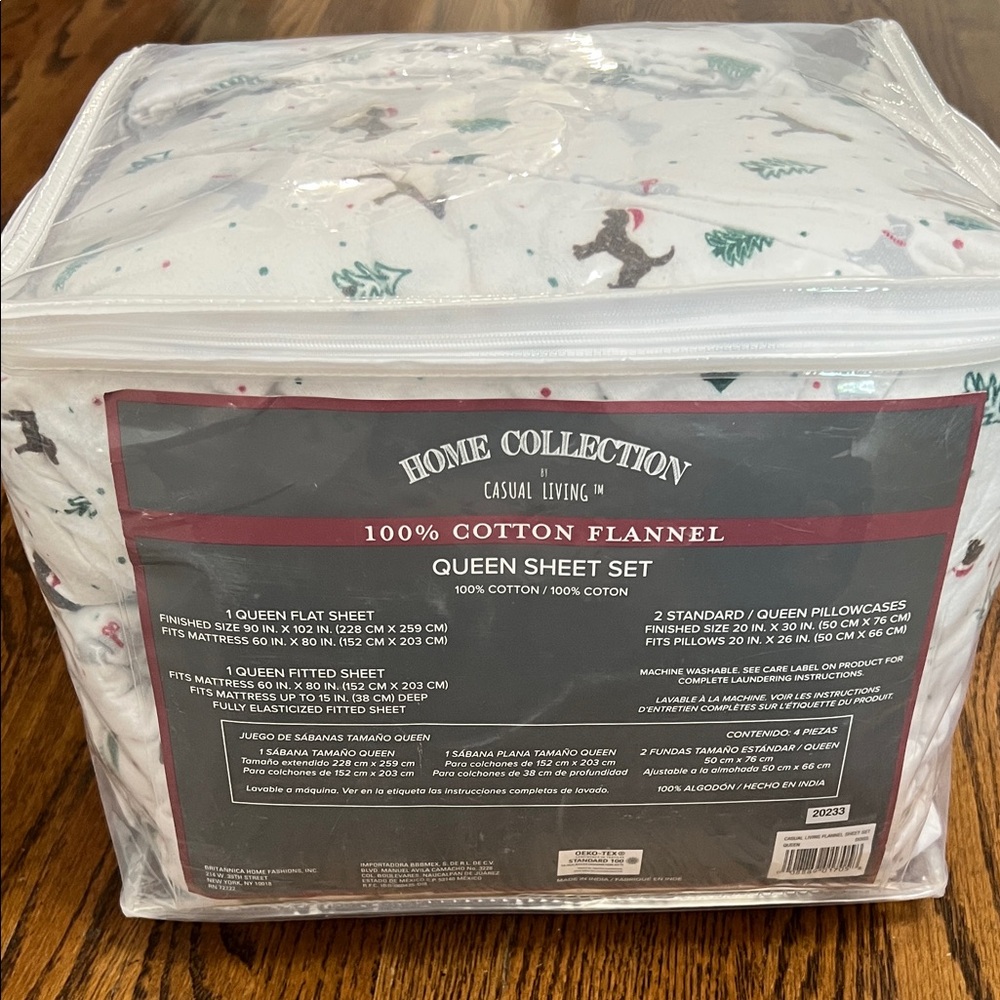 Home Collection Flannel Sheet Set with Dog Design (Christmas edition)